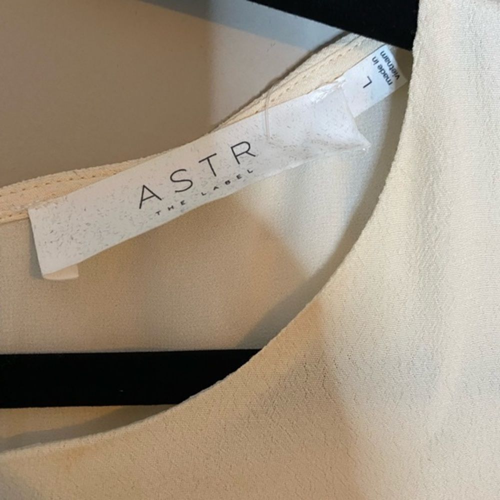 NWT‎ Nordstrom’s ASTR Vintage Cream Dress size large - Picture 5 of 8